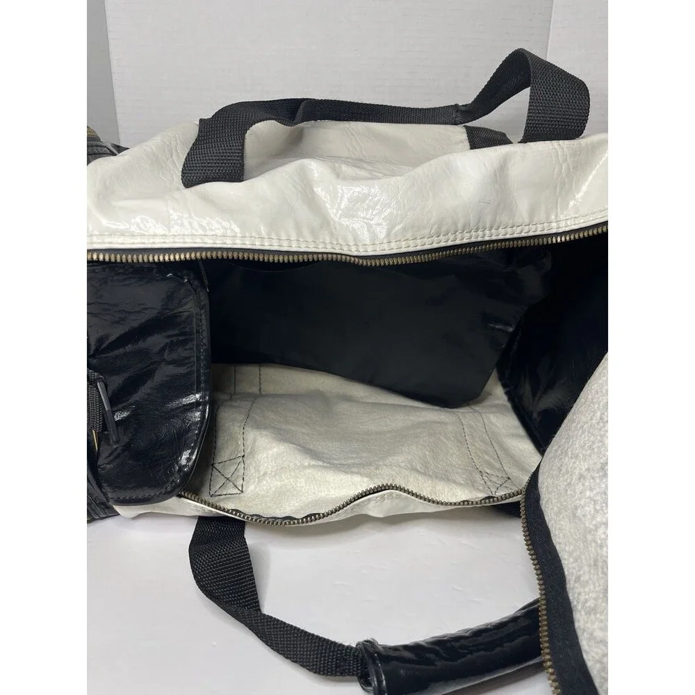 Titleist Vintage Black White Leather Golf Bag Duffle Weekend Zip Carry All